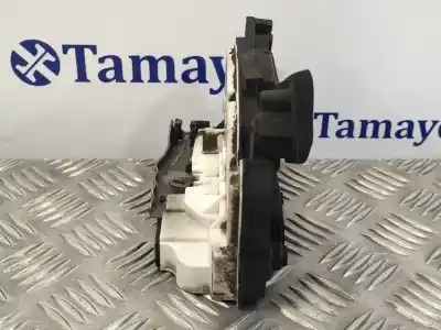 Автозапчастина б/у замок дверей заднього лівого для seat toledo iv (kg3) 1.6 tdi посилання на oem iam 5e0839015  