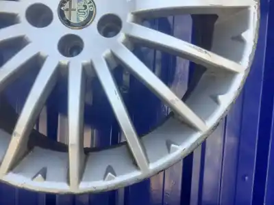 Pezzo di ricambio per auto di seconda mano cerchione in lega per alfa romeo gt (125) 1.9 jtd 16v 150/ distinctive riferimenti oem iam 50903037 60688033 