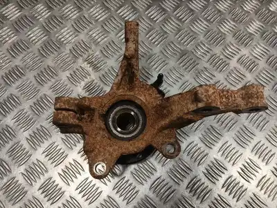Second-hand car spare part front left knuckle for dacia sandero 0.9 tce cat oem iam references   