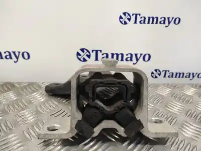 Second-hand car spare part left engine support for dacia sandero 1.4 cat oem iam references 420742  