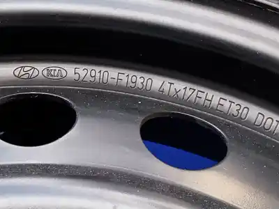 Pièce détachée automobile d'occasion pneu de rechange pour hyundai tucson 2.0 crdi cat références oem iam 52910f1930  