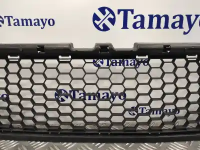 Second-hand car spare part front grille for dacia sandero 1.4 cat oem iam references   