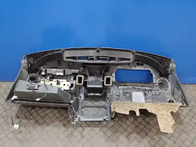 Second-hand car spare part dashboard for dacia sandero 1.4 cat oem iam references 8200738433  