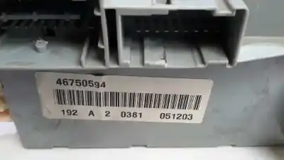 Pezzo di ricambio per auto di seconda mano scatola relè/fusibili per fiat stilo (192) * riferimenti oem iam 501209520040 51711819 46750594