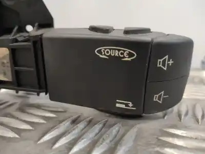 Pièce détachée automobile d'occasion contacteur tournant d'airbag pour renault clio ii fase ii (b/cb0) 1.5 dci diesel références oem iam 8200058670 61760002 
