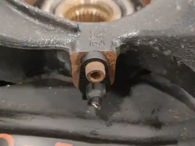 Second-hand car spare part front right knuckle for bmw x3 (e83) 2.0 sd oem iam references   