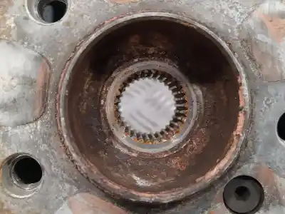 Second-hand car spare part front right knuckle for bmw x3 (e83) 2.0 sd oem iam references   