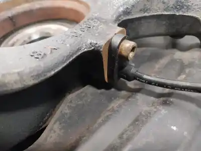 Second-hand car spare part front right knuckle for bmw x3 (e83) 3.0 d oem iam references 3412024  