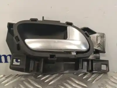 Second-hand car spare part interior right rear handle for peugeot 208 i (ca_, cc_) 1.2 vti 82 oem iam references 96555516vv