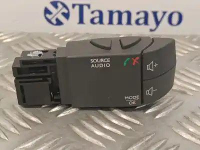 Second-hand car spare part steering wheel switch for renault clio iv 0.9 oem iam references 255522448r