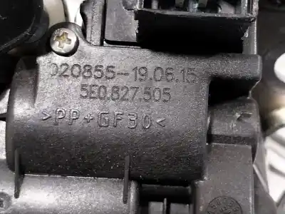 Автозапчастина б/у замок багажника / ворот для skoda rapid (nh3, nk3, nk6) 1.6 tdi посилання на oem iam 5e0827505   Автозапчастина б/у замок багажника / ворот для skoda rapid (nh3, nk3, nk6) 1.6 tdi посилання на oem iam 5e0827505