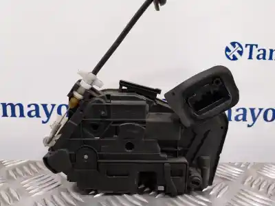 Автозапчастина б/у замок заднього правого дверя для skoda rapid (nh3, nk3, nk6) 1.6 tdi посилання на oem iam 5e0839016a   Автозапчастина б/у замок заднього правого дверя для skoda rapid (nh3, nk3, nk6) 1.6 tdi посилання на oem iam 5e0839016a