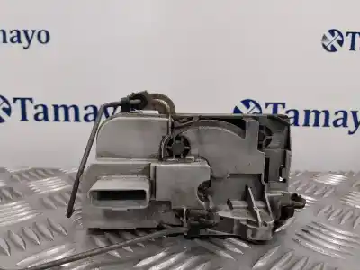 Pièce détachée automobile d'occasion serrure de porte avant gauche pour peugeot 206 cc 2.0 16v références oem iam 