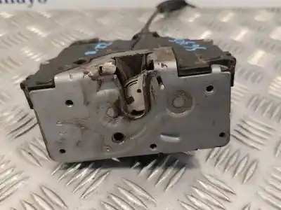 Автозапчастина б/у замок передніх дверей лівий для opel corsa d (s07) 1.4 (l08 l68) посилання на oem iam 13258271 2c1618101 