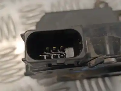 Автозапчастина б/у замок передніх дверей лівий для opel corsa d (s07) 1.4 (l08 l68) посилання на oem iam 13258271 2c1618101 