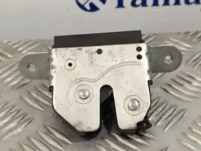 Pezzo di ricambio per auto di seconda mano BAULE / SERRATURA DEL CANCELLO per OPEL CORSA D (S07)  Riferimenti OEM IAM 55701971  