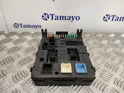 Peça sobressalente para automóvel em segunda mão caixa de fusíveis e relés por peugeot 308 sw 1.6 hdi referências oem iam 281197595