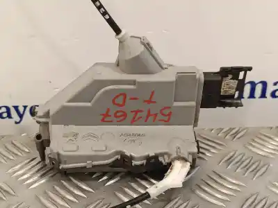 Peça sobressalente para automóvel em segunda mão fechadura da porta traseira direita por peugeot 308 sw 1.6 hdi referências oem iam 