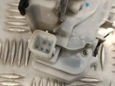 Автозапчасти б/у замок передней правой двери за ford ka ru8 (ccu) desde 09/2008 hasta 06/2016 1.3 cdti 75cv/55kw ссылки oem iam 51794337 51794338 