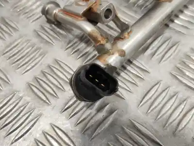 Автозапчасти б/у рампа инжектора за ford c-max 1.0 ecoboost cat ссылки oem iam cm5g9h487hb 0261555132 