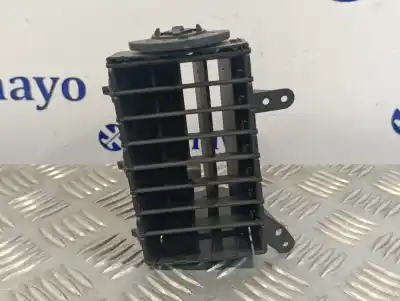 Second-hand car spare part air ventilation grille for chrysler grand voyager 2.8 crd cat oem iam references 05028821aa