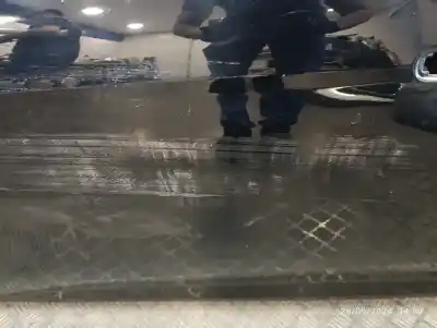 İkinci el araba yedek parçası sol ön kapi için ford focus lim. black&red oem iam referansları   