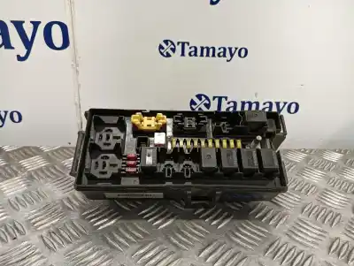 Peça sobressalente para automóvel em segunda mão caixa de fusíveis e relés por jeep grand cherokee iii (wh, wk) 3.0 crd 4x4 referências oem iam 04692167ab