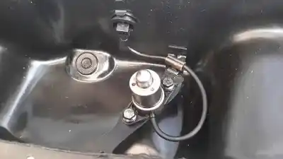 Pezzo di ricambio per auto di seconda mano pozzetto per opel corsa d (s07) 1.3 cdti (l08 l68) riferimenti oem iam 18937  