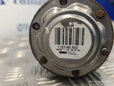 Peça sobressalente para automóvel em segunda mão transmissão traseira direita por bmw serie 1 berlina (e81/e87) 1.6 16v cat referências oem iam 33217523960 7523960ai02 
