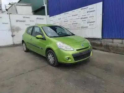 Pièce détachée automobile d'occasion MOTEUR COMPLET pour RENAULT CLIO III  Références OEM IAM D4F D740  