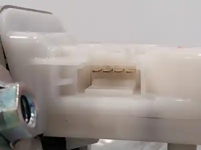 Second-hand car spare part trunk lock for subaru xv 2.0 cat oem iam references   