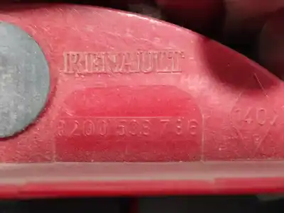 Peça sobressalente para automóvel em segunda mão farolim traseiro esquerdo por renault modus luxe privilege referências oem iam 8200538786  