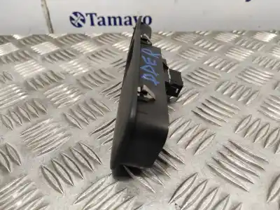 Second-hand car spare part right front power window switch for renault modus luxe privilege oem iam references 8200278436  