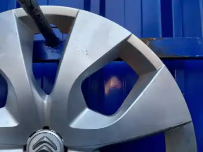 Second-hand car spare part hub caps for citroen c3 1.1 collection oem iam references 9600025677  