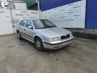 Second-hand car spare part COMPLETE ENGINE for SKODA OCTAVIA BERLINA (1U2)  OEM IAM references AGR  