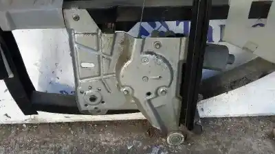 Peça sobressalente para automóvel em segunda mão elevador de vidros traseiro direito por audi a4 b5 (8d2) 1.8 t quattro referências oem iam    Peça sobressalente para automóvel em segunda mão elevador de vidros traseiro direito por audi a4 b5 (8d2) 1.8 t quattro referências oem iam