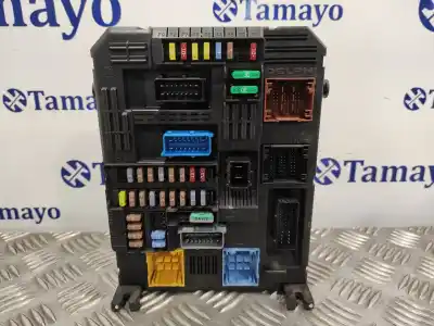 Peça sobressalente para automóvel em segunda mão caixa de fusíveis e relés por peugeot 308 sw 1.6 hdi referências oem iam 983079058000