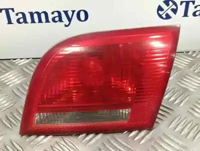 Peça sobressalente para automóvel em segunda mão farolim interior traseiro direito por audi a3 sportback (8p) 2.0 tdi ambiente referências oem iam 8p4945094b