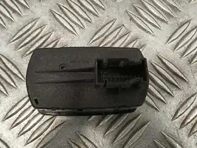Second-hand car spare part left front power window switch for opel corsa e combo oem iam references 13430017  