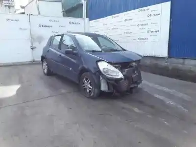 Pièce détachée automobile d'occasion MOTEUR COMPLET pour RENAULT CLIO III  Références OEM IAM K9K768  