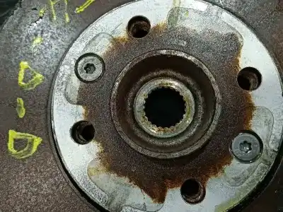 Pezzo di ricambio per auto di seconda mano attacco anteriore destro per renault clio v 1.0 tce bivalent. gasolina / gpl riferimenti oem iam   