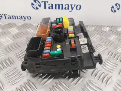 Second-hand car spare part fuse box unit for citroen c3 * oem iam references 9667199680  