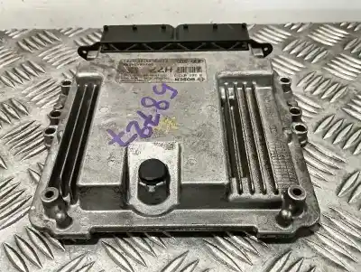 Peça sobressalente para automóvel em segunda mão centralina de motor uce por hyundai i40 * referências oem iam 0281032311 391402a545 edc17c57