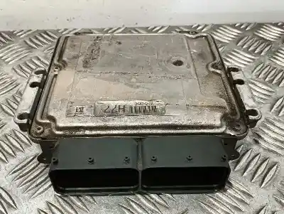 Peça sobressalente para automóvel em segunda mão centralina de motor uce por hyundai i40 * referências oem iam 0281032311 391402a545 edc17c57