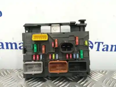 Pièce détachée automobile d'occasion BOÎTES À FUSIBLES pour CITROEN C4 GRAND PICASSO  Références OEM IAM 9664055680 L0800 