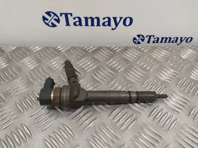 Pezzo di ricambio per auto di seconda mano Iniettore per OPEL ASTRA H BERLINA 1.7 16V CDTI Riferimenti OEM IAM 0445110175  