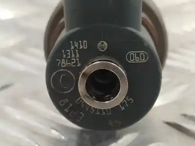 Pezzo di ricambio per auto di seconda mano iniettore per opel astra h berlina 1.7 16v cdti riferimenti oem iam 0445110175  