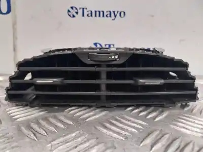 Second-hand car spare part air ventilation grille for peugeot 208 access oem iam references 9672848677