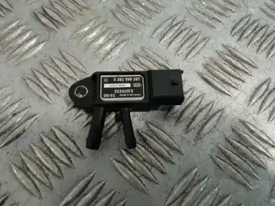 İkinci el araba yedek parçası BASINÇ SENSÖRÜ için FIAT DOBLO II CARGO (263) 1.6 JTDM 16V CAT OEM IAM referansları 55241075  