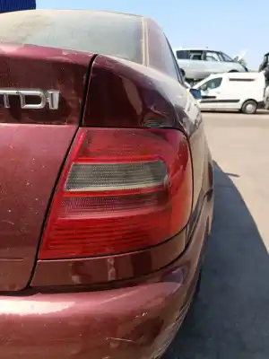 Автозапчастина б/у ПРАВИЙ ЛІХТАР для AUDI A4 B5 (8D2) 1.9 TDI Посилання на OEM IAM   